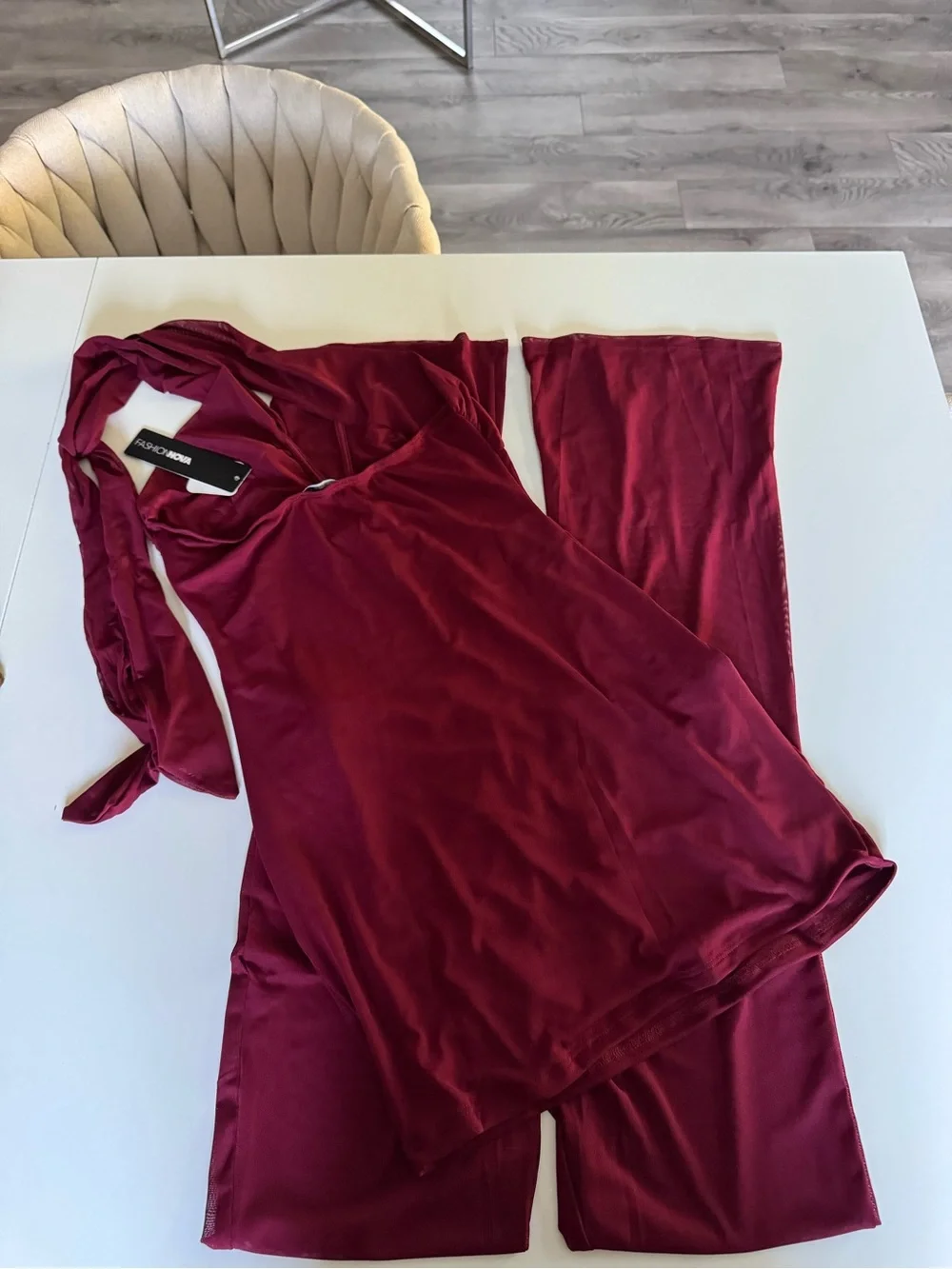 Fashion Nova size medium